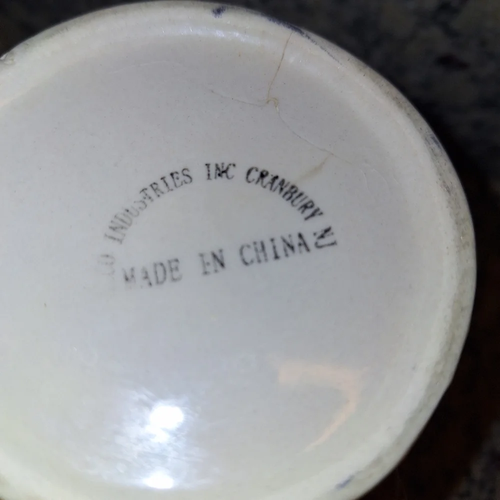 Alco Industries Inc apple coffee cups